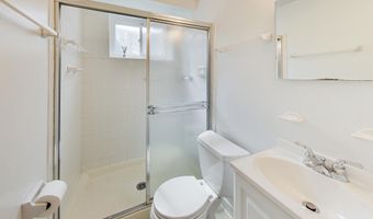 6515 E HALBERT Rd, Bethesda, MD 20817