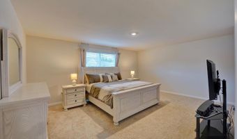 77 BUNCHBERRY Ct, Dover, DE 19904
