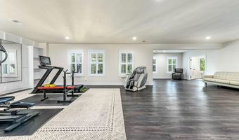 25004 FALLING BROOK Cir, Aldie, VA 20105