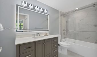 19601 E Country Club Dr 7108, Aventura, FL 33180