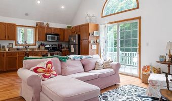 298 Canonchet Rd, Hopkinton, RI 02873