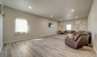 500 TW Rd, Buffalo, WY 82834