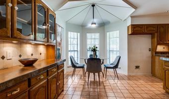 4019 Bobbin Ln, Addison, TX 75001