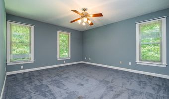 9005 Bahama Woods Ln, Bahama, NC 27503