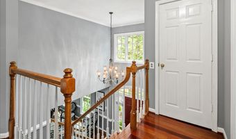 3801 WASHINGTON WOODS Dr, Alexandria, VA 22309