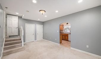 614 S 7th St, Atchison, KS 66002