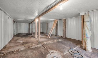 90917 240th St, Austin, MN 55912
