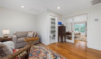 510 Boston Neck Rd, North Kingstown, RI 02852