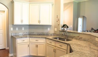 7883 PIPS Rdg, Bartlett, TN 38133