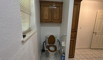 827 Acorn, Ardmore, OK 73401