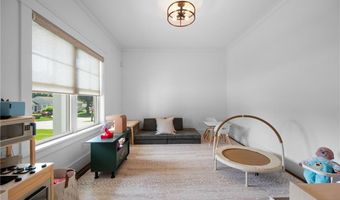 96 Evergreen St, Cumberland, RI 02864