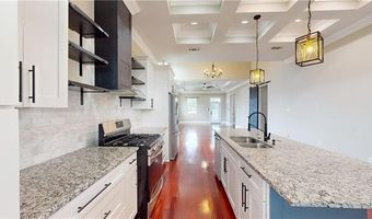 216 BEAR Dr, Arabi, LA 70032