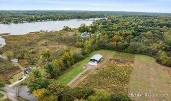 8586 66th St SE, Alto, MI 49302