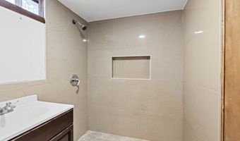 7210 Buckingham Ave, Allen Park, MI 48101