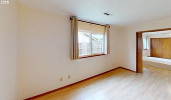 570 VELOPA Ct, Brookings, OR 97415