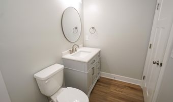 111 E JEWELL St, Delmar, DE 19940