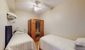 495 Shore Dr, Big Sandy, TN 38221