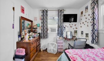 1688 North Ave, Burlington, VT 05408