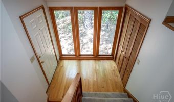 102 Chickadee Ct, Athens, GA 30605