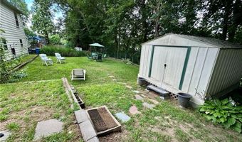 103 Windsor Park Dr, Coventry, RI 02816