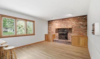 26 W Hill Valley Dr, Indianapolis, IN 46217
