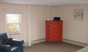35 Treasure Rd, Narragansett, RI 02882