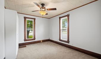 549 N Gilbert St, Ada, OH 45810