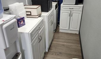 608 Chama St NE, Albuquerque, NM 87108