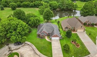 828 Sunset Ct, Ardmore, OK 73401