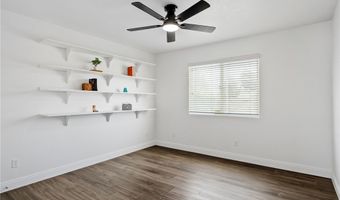 22163 Broken Lance Rd, Apple Valley, CA 92307