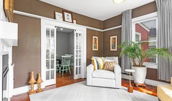 5 Dennis Ave, Cranston, RI 02905