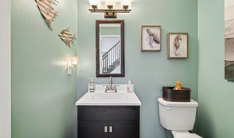 1235 Bentwood Ct, Altoona, IA 50009