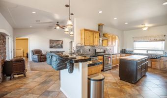 184 La Luz Gate Rd, Alamogordo, NM 88310