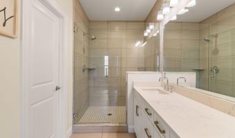 3078 N Spurway Dr, Ann Arbor, MI 48105