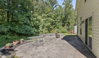 8320 Lake Tree Ln, Indianapolis, IN 46217