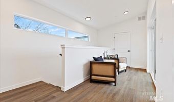 2043 S Makar Ln, Boise, ID 83706