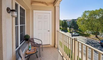 28 N De Baun Ave 208, Airmont, NY 10901