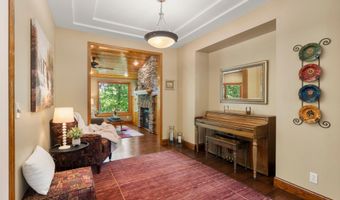 4309 Colleen Ct, Arden Hills, MN 55112
