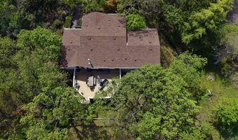 723 Reiten Dr, Ashland, OR 97520