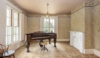 299 Davisville Rd, North Kingstown, RI 02852