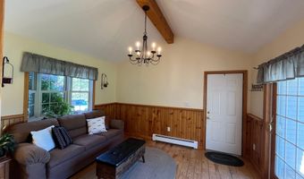 18 Ohandley Dr, Amenia, NY 12501