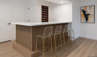 46 Overlook Rd, Alpine, NJ 07620