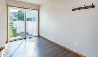 15546 Foghorn Ln, Apple Valley, MN 55124