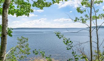 27 Highview Ter, Belfast, ME 04915