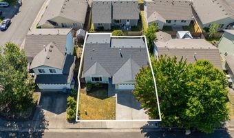 746 NW DESERT PINE St, Albany, OR 97321
