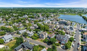 106 Grove St, Bay Head, NJ 08742