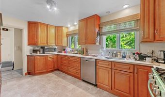 210 S Beverly Ave, Austintown, OH 44515