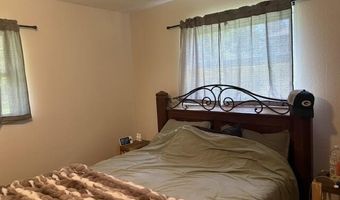 1404 S Madison Ave, Aurora, MO 65605