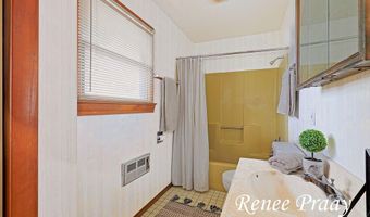 3511 Lake Allegan Dr, Allegan, MI 49010