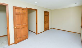 1325 Farmington Ave 13, Bristol, CT 06010